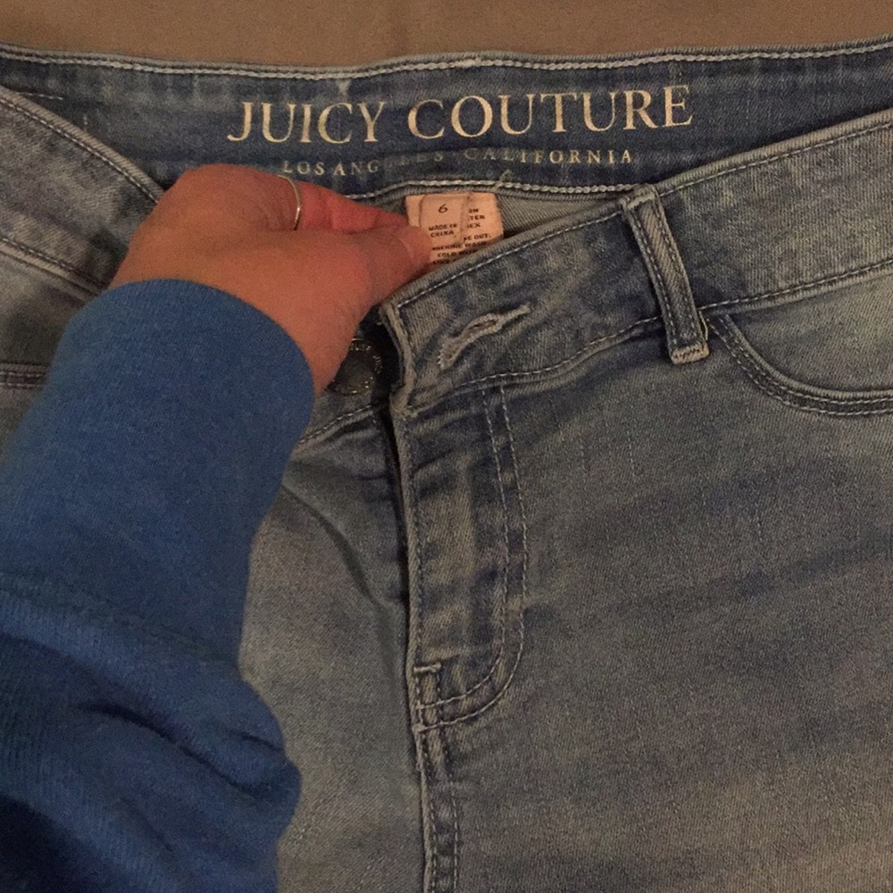 Juicy Couture distressed ankle length jeans, sz:6
